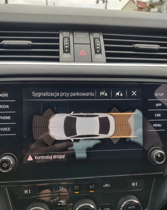Skoda Octavia cena 48700 przebieg: 167342, rok produkcji 2018 z Olsztyn małe 277